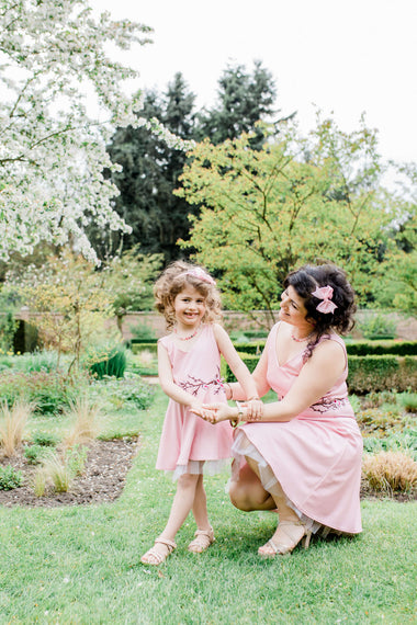 matching mother daughter dresses - twinning - moeder dochter outfit by Just Like Mommy 'z  Mommy & Me - Cherry blossom dress
